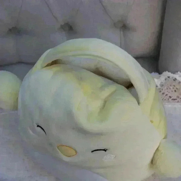 Squishmallows Ivanna the Yellow Chick Easter Basket Pail - Picture 2 of 11